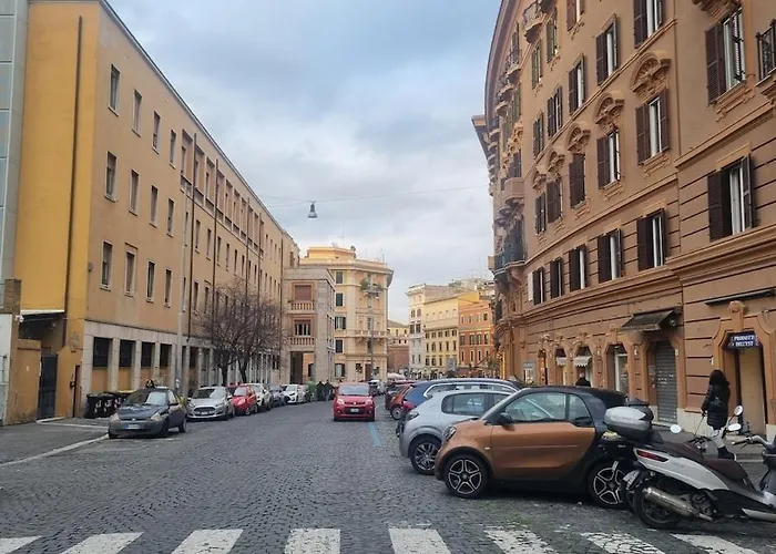 Ad Un Passo Dal Vaticano *